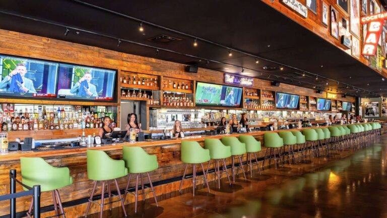 Kirby Ice House Opens in Houston Heights With the Longest Bar in Texas