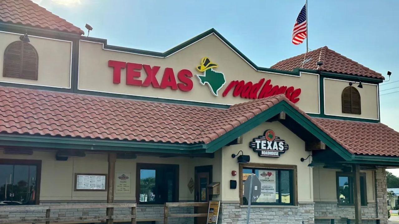 We Tried Texas Roadhouse’s $55 Family Pack — Here’s Why It’s a Great Deal for Texans