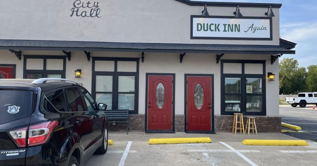 Duck Inn Again Lake Dallas Closure: Beloved Texas Family Restaurant Shuts Down After Comeback