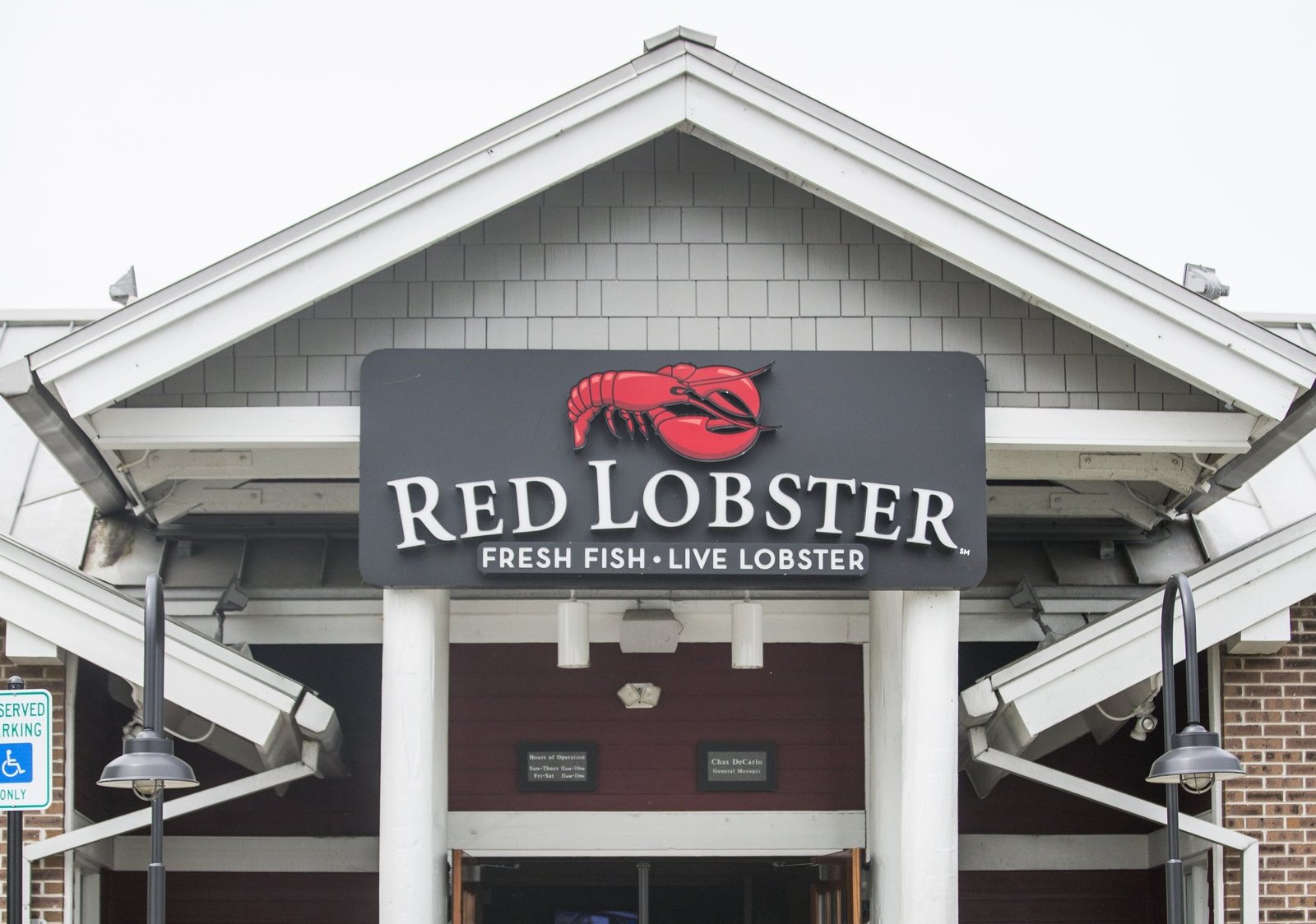 Red Lobster Closes Michigan and Texas Locations Amid Ongoing Financial Turnaround Struggles