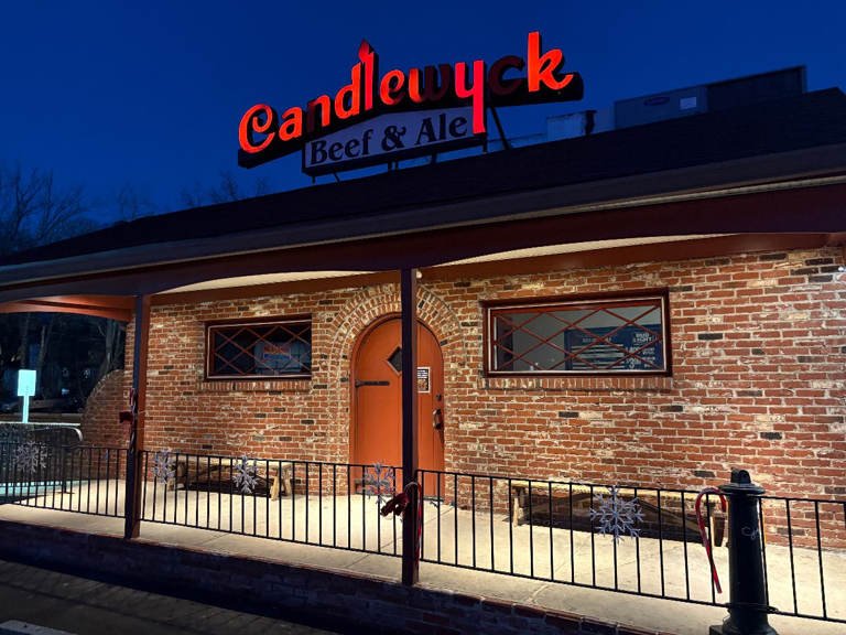 Candlewyck Pub Buckingham Closure: 60-Year-Old Restaurant Shuts Down Permanently