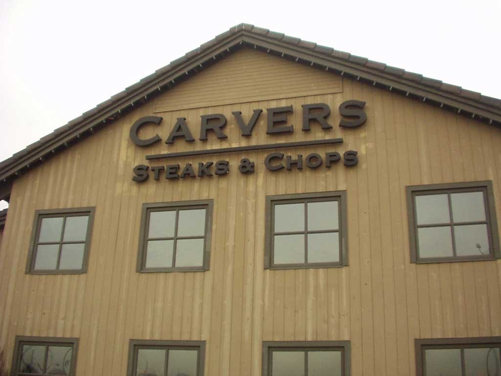 Carver’s Steaks and Chops in Centerville Wins Back Diners With Outstanding Appetizers and Classic Steakhouse Comfort